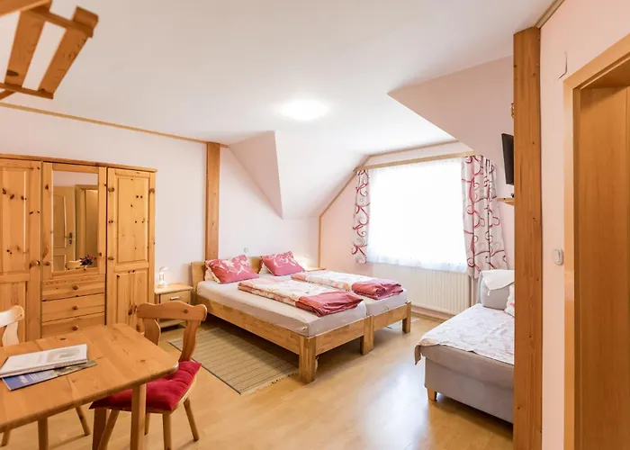 Weingut Zur Schlafmuetze ゲストハウス 3*