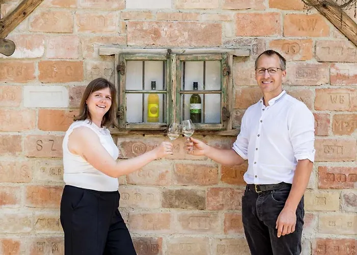 Weingut Zur Schlafmuetze ゲストハウス